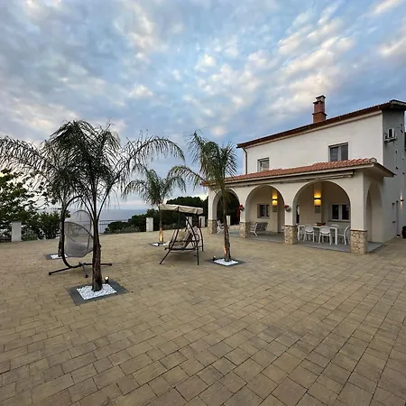 Holiday home Quietacquamare *