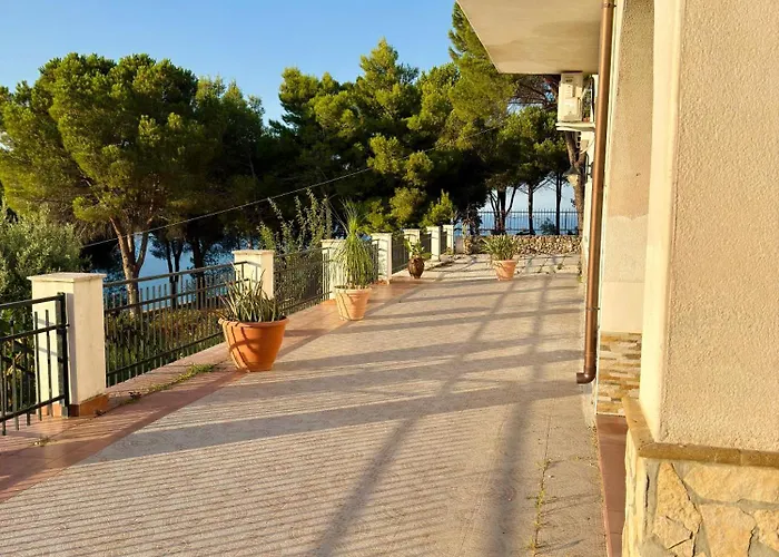 Semesterbostad Quietacquamare